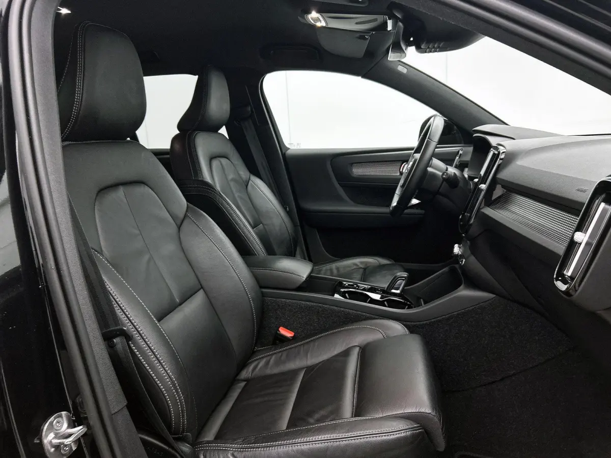 1.5 T5 R-Design PHEV | 98,6% SOH | Lederen Bekleding | Cruise Control | Stoelverwarming | Achteruitrijcamera | Navigatie