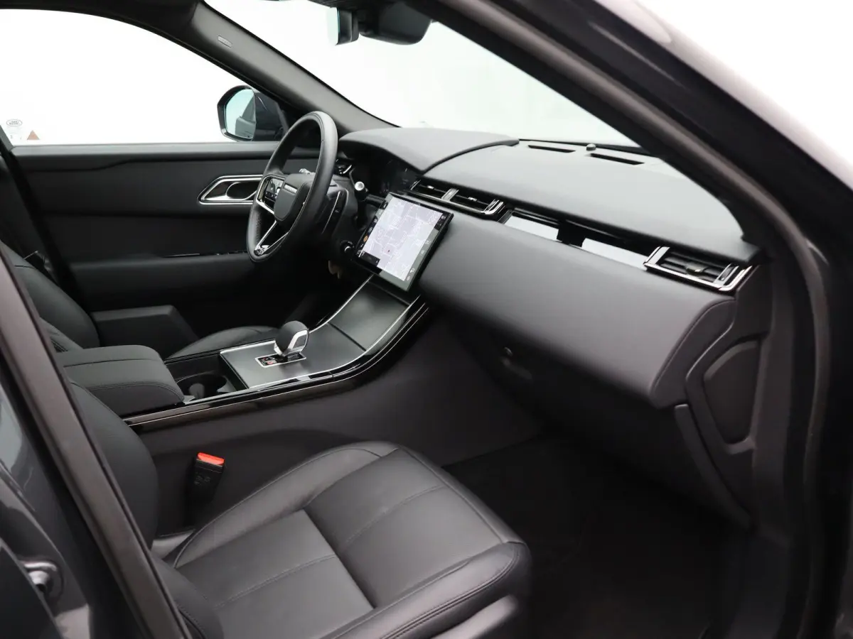 2.0 P400e AWD S PHEV | Trekhaak | Panoramadak | Black Pack | Stoel - Stuur Verwarming | 20'' | BTW | Eerste Eigenaar |