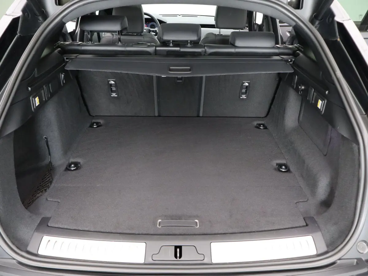 2.0 P400e AWD S PHEV | Trekhaak | Panoramadak | Black Pack | Stoel - Stuur Verwarming | 20'' | BTW | Eerste Eigenaar |