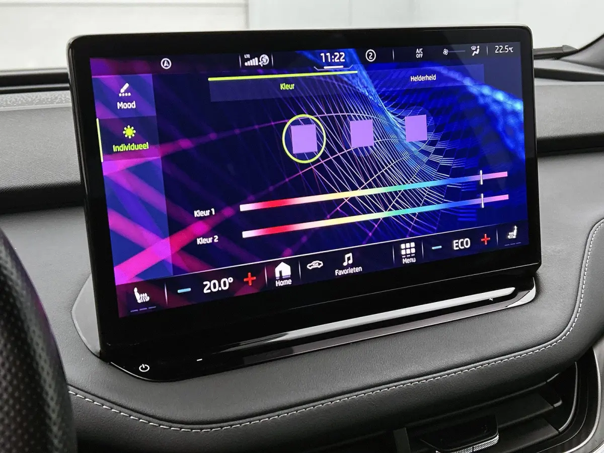 80 Origineel Nederlands | 92,1% SOH | Trekhaak | HEV | Cruise Control | Stoelverwarming | Stuurverwarming | Parkeersensoren Voor en Achter | Achteruitrijcamera | 360 Camera