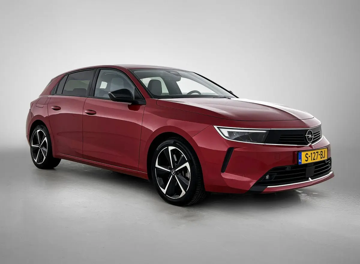1.6 Hybrid Business Edition 1e Eigenaar | 89,5% SOH | Origineel Nederlands | MHEV | Stuur en Stoel Verwarming |