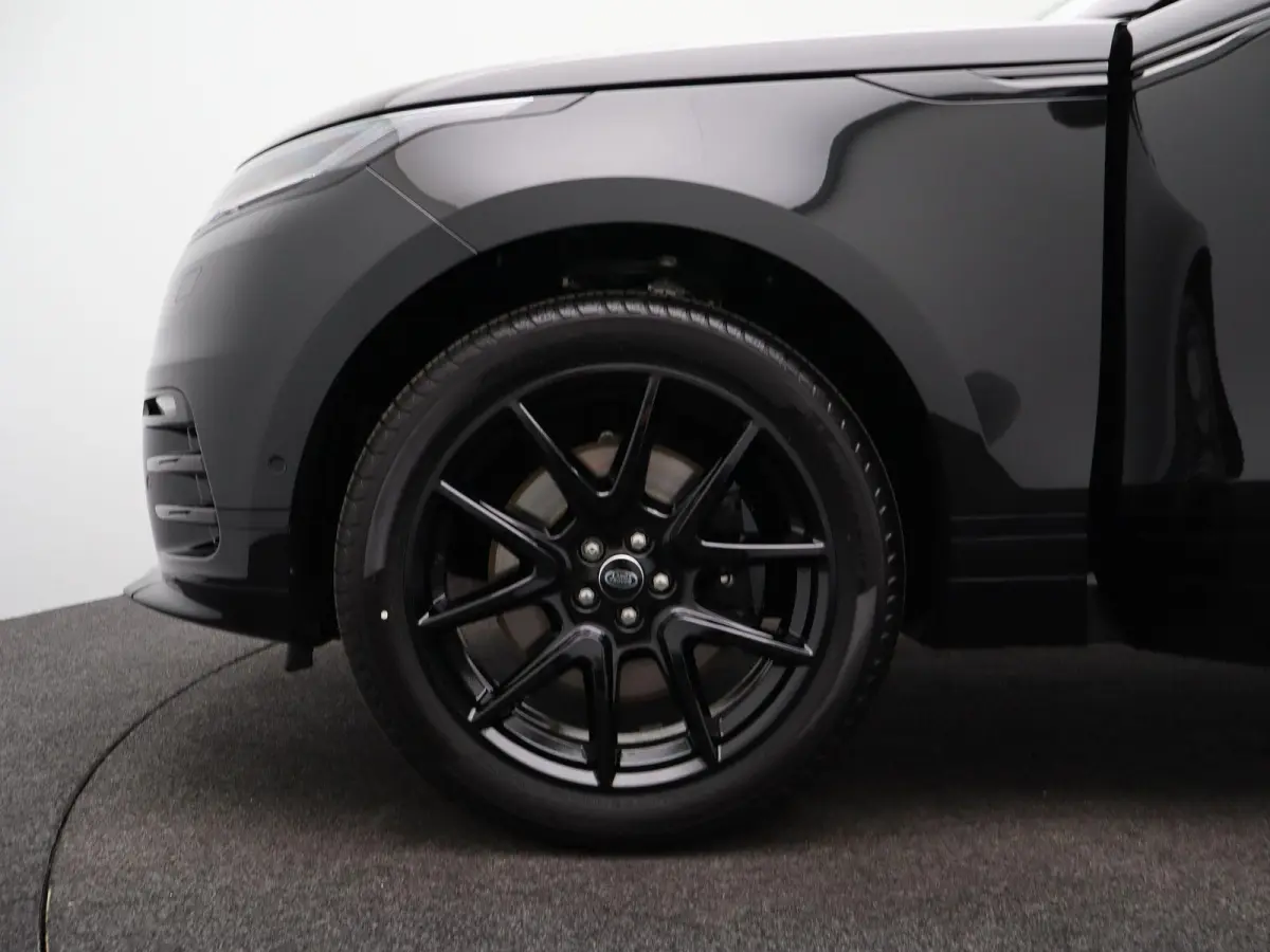 2.0 P400e AWD Dynamic SE PHEV | MY26.5 | Panoramisch schuifdak | 21'' Gloss Black | Cold Climate Pack