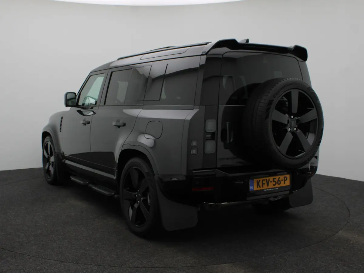 2.0 P300e 110 X-Dynamic HSE | 22'' | Urban spoiler | Meridian Surround |  Koelvak