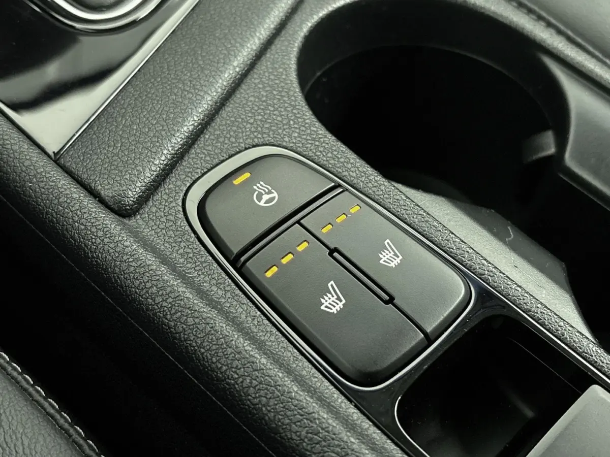1.6 GDi PHEV DynamicLine Trekhaak | Apple Carplay | Android Auto | Adaptive Cruise Control | Achteruitrijcamera | Stoel- en Stuurverwarming