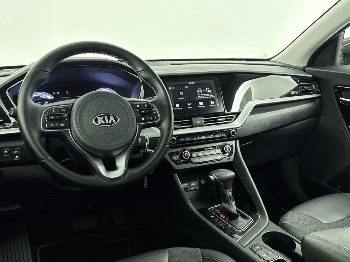 1.6 GDi PHEV DynamicLine Trekhaak | Apple Carplay | Android Auto | Adaptive Cruise Control | Achteruitrijcamera | Stoel- en Stuurverwarming