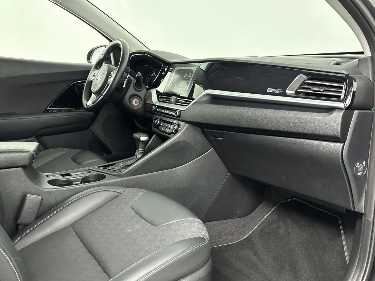 1.6 GDi PHEV DynamicLine Trekhaak | Apple Carplay | Android Auto | Adaptive Cruise Control | Achteruitrijcamera | Stoel- en Stuurverwarming