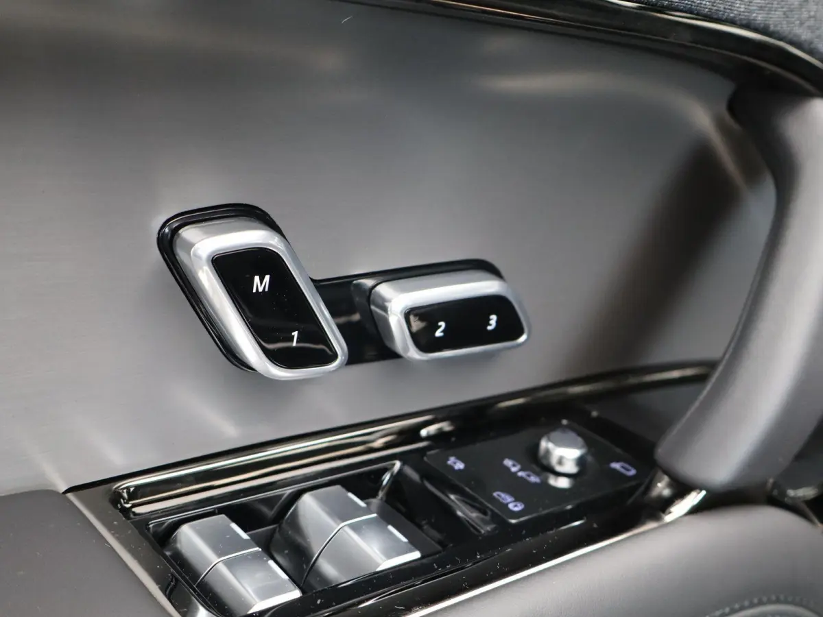 3.0 P460e Dynamic HSE PHEV | 23" wielen | El. schuif-/kanteldak | Head Up Display | Soft Close