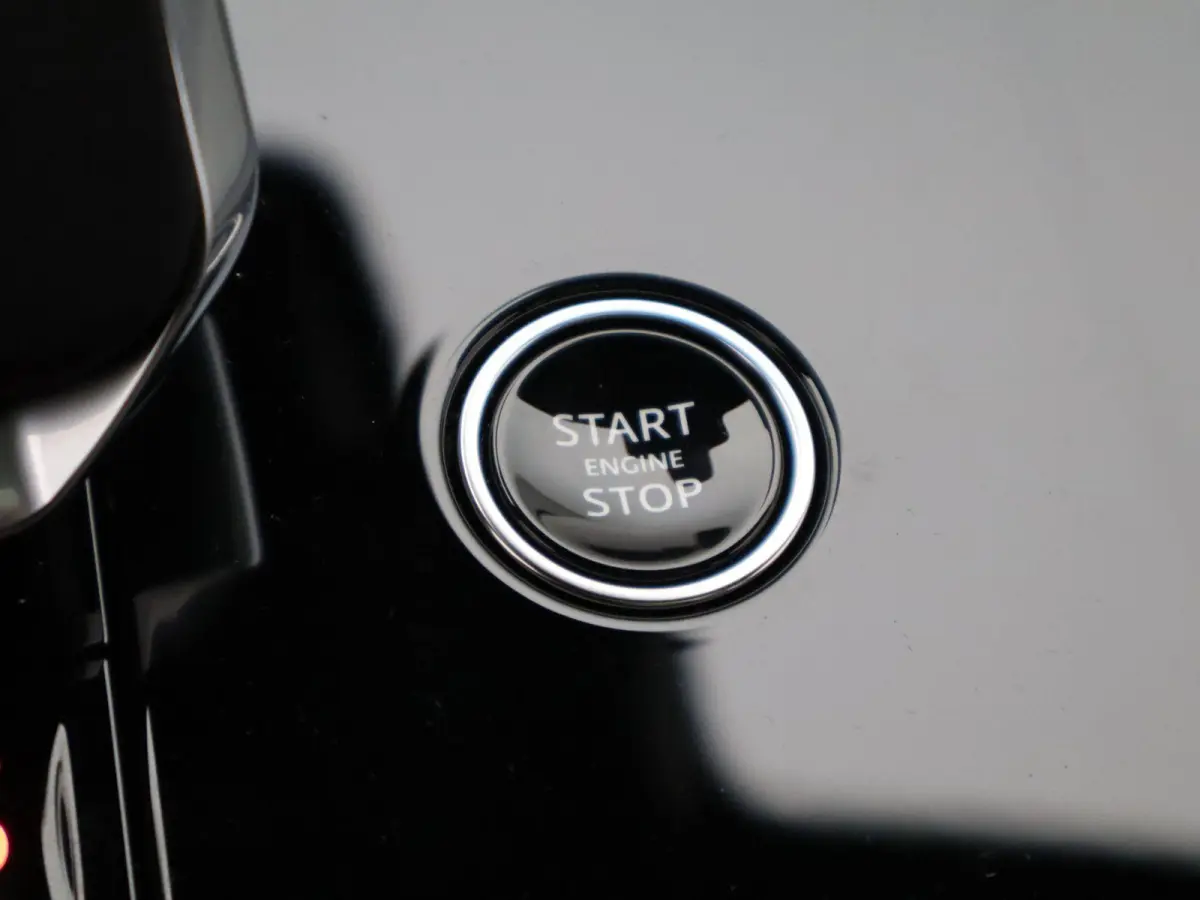 3.0 P460e Dynamic HSE PHEV | 23" wielen | El. schuif-/kanteldak | Head Up Display | Soft Close