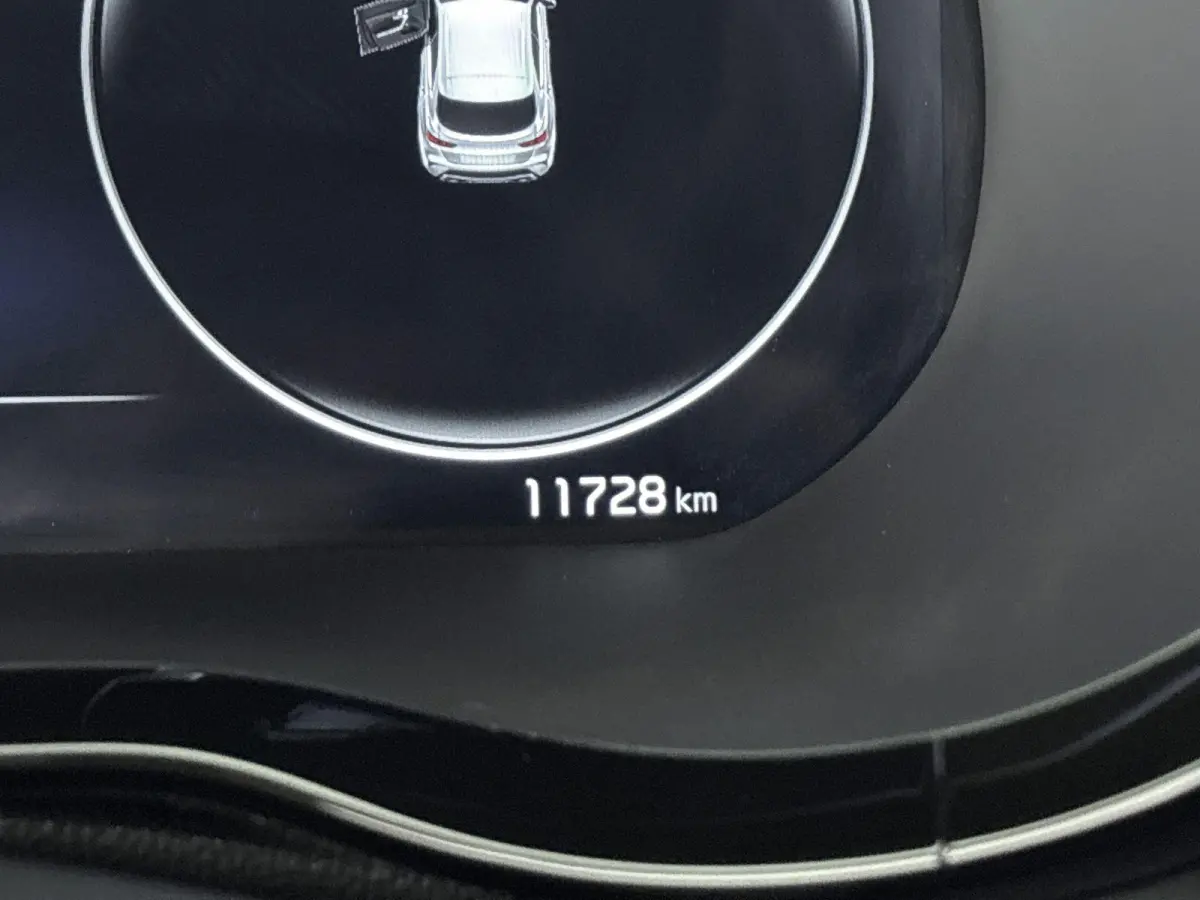 1.6 GDi PHEV ExecutiveLine Origineel Nederlands Voertuig | 94,6% SOH | Automaat | Trekhaak | Panorama en Schuif Kantel Dak | Parkeersensoren Voor en Achter | Achteruitrijcamera | Stoelverwar