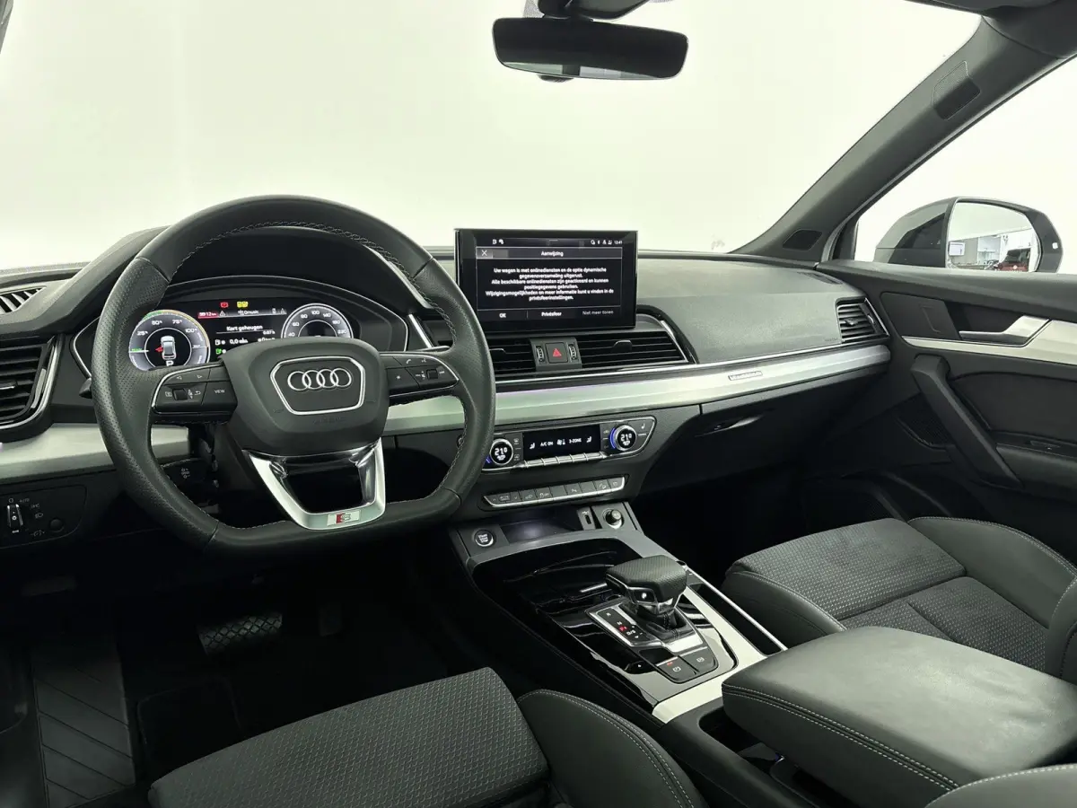 55 TFSI e S edition PHEV | 100% SOH | 1e Eigenaar | Automaat | Stoelverwarming | Panorama en Schuif Kantel Dak | Cruise Control | Achteruitrijcamera