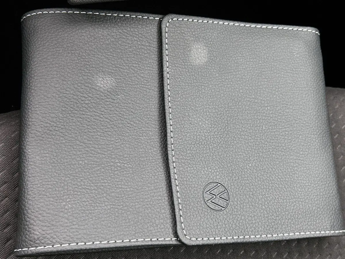 1.0 TSI Life Business 95 PK | Airco | Navigatie | Stoelverwarming | Adaptive Cruise Control | Lane Assist | Parkeersensoren | Lichtmetalenvelgen |
