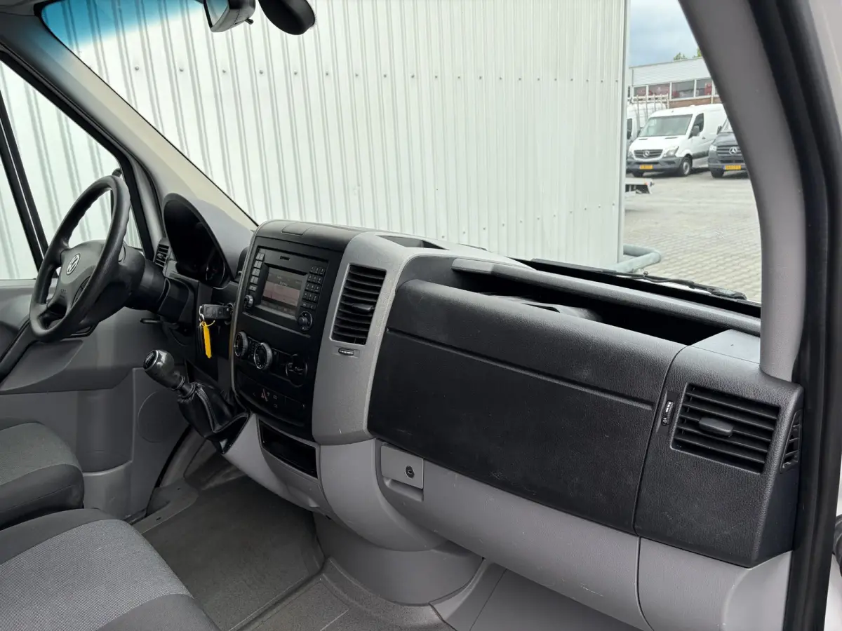 35 2.0 TDI L2H2*NAVI*CAM*CRUISE*A/C*HAAK*3PERS*