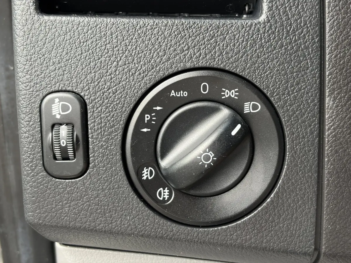 35 2.0 TDI L2H2*NAVI*CAM*CRUISE*A/C*HAAK*3PERS*