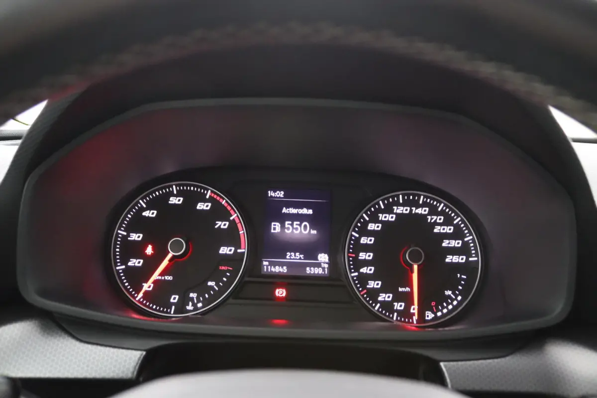 1.0 TSI Style*LED*ECC*KEYLESS*CRUISE*CARPLAY*
