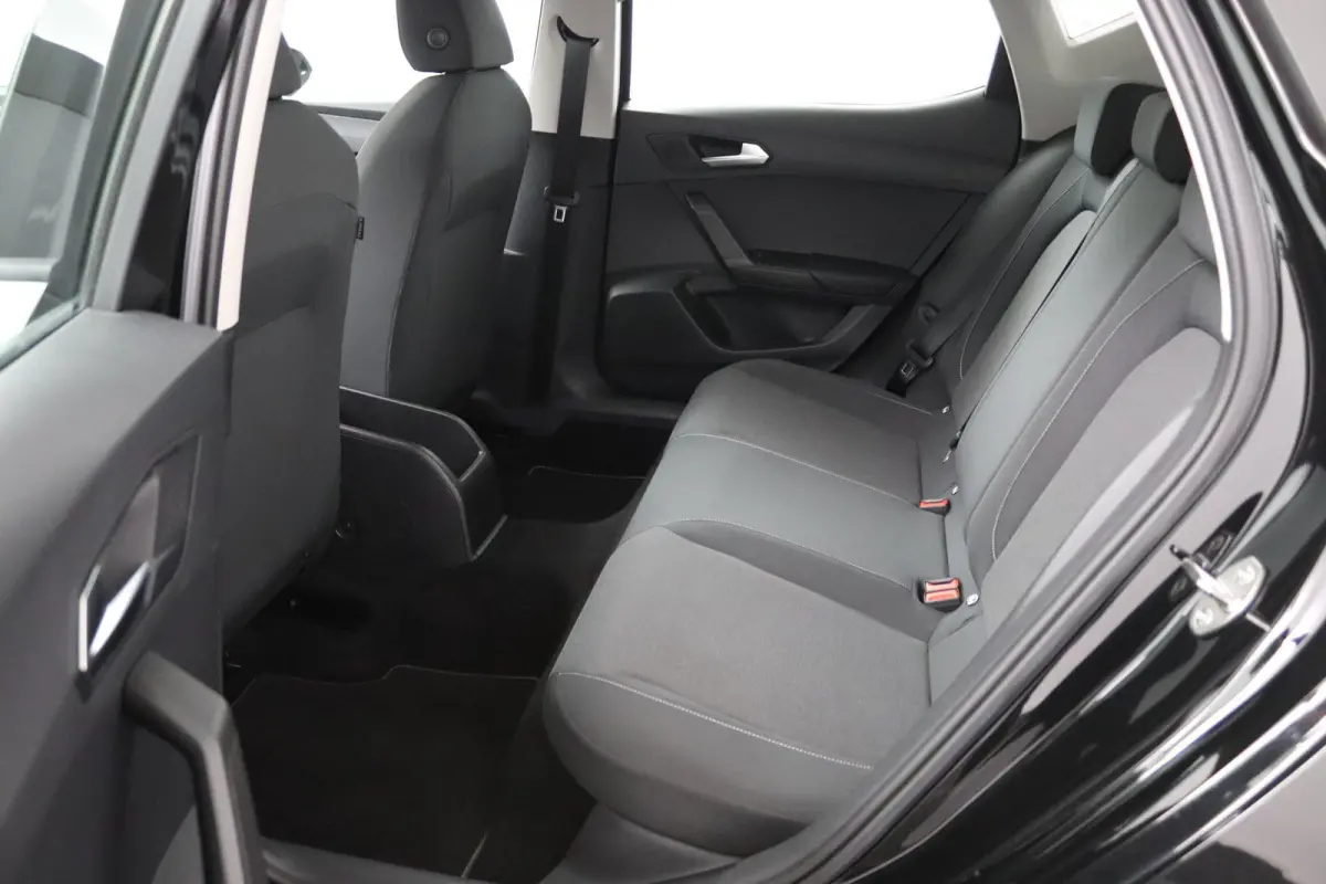 1.0 TSI Style*LED*ECC*KEYLESS*CRUISE*CARPLAY*