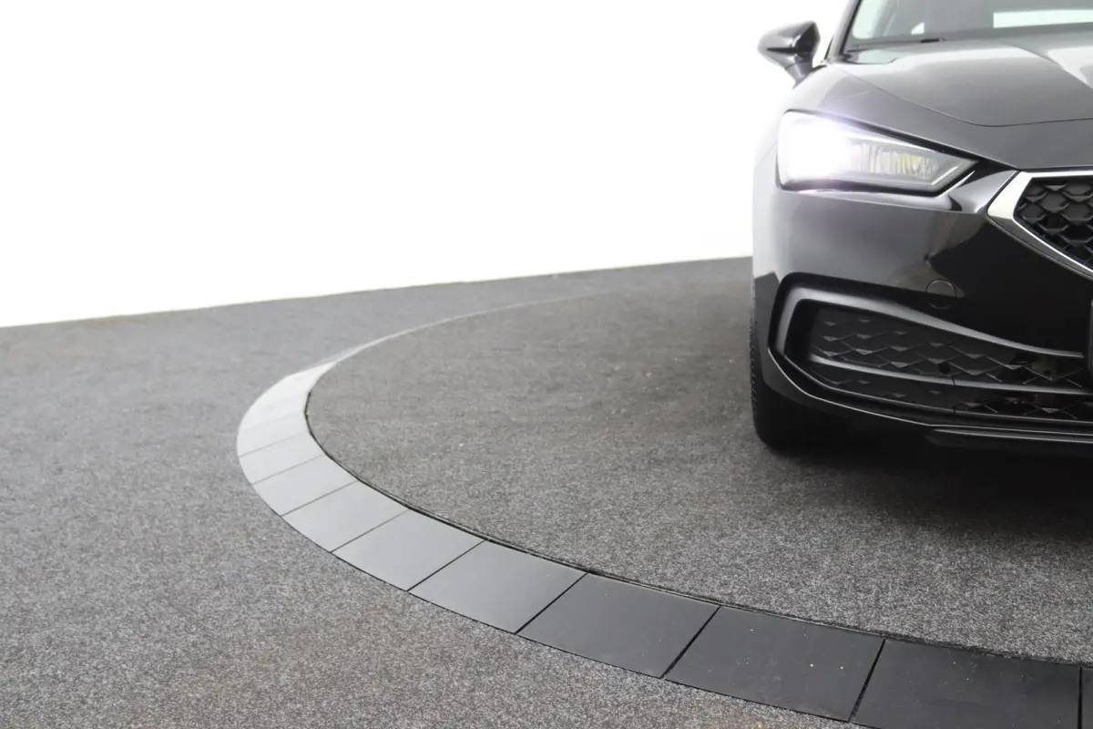 1.0 TSI Style*LED*ECC*KEYLESS*CRUISE*CARPLAY*