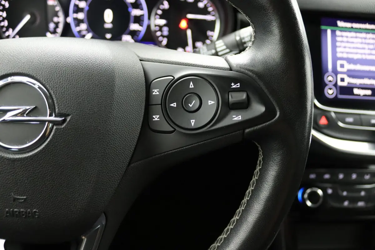 1.2*NAVI*ECC*CAM*CRUISE*HAAK*TEL*LED*