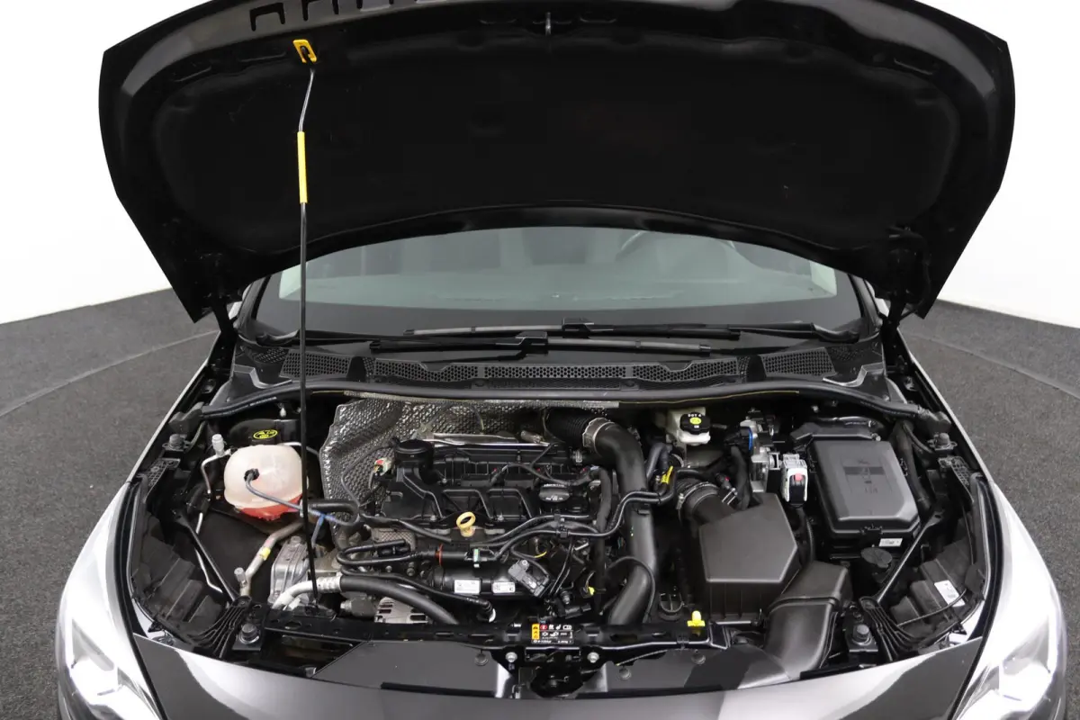1.2*NAVI*ECC*CAM*CRUISE*HAAK*TEL*LED*
