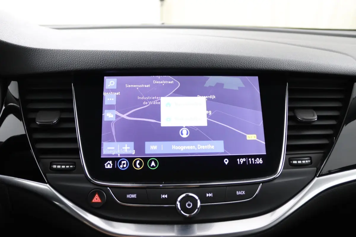 1.2*NAVI*ECC*CAM*CRUISE*HAAK*TEL*LED*