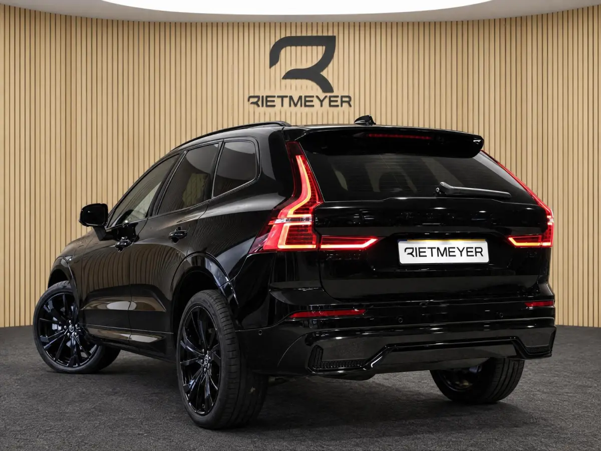 2.0 T6 Plug-in hybrid AWD Ultra Black Edition |Panorama |Head-Up |Harman/Kardon