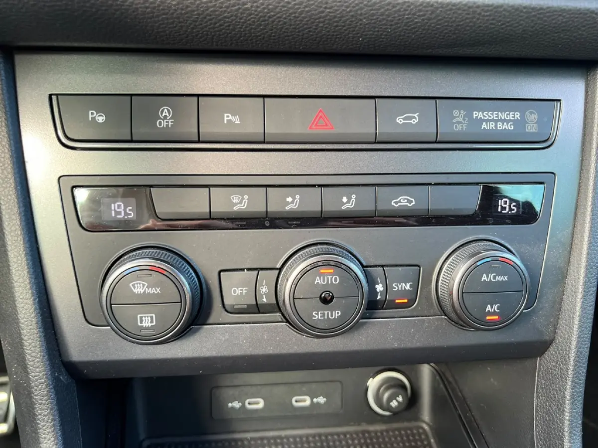 1.5TSI 150pk DSG | ACC | Camera | Navi | Carplay | Climate