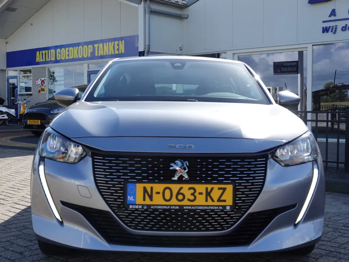 EV Blue Lease Active 50 kWh NAVI | LMV | PDC | CRUISE| AIRCO