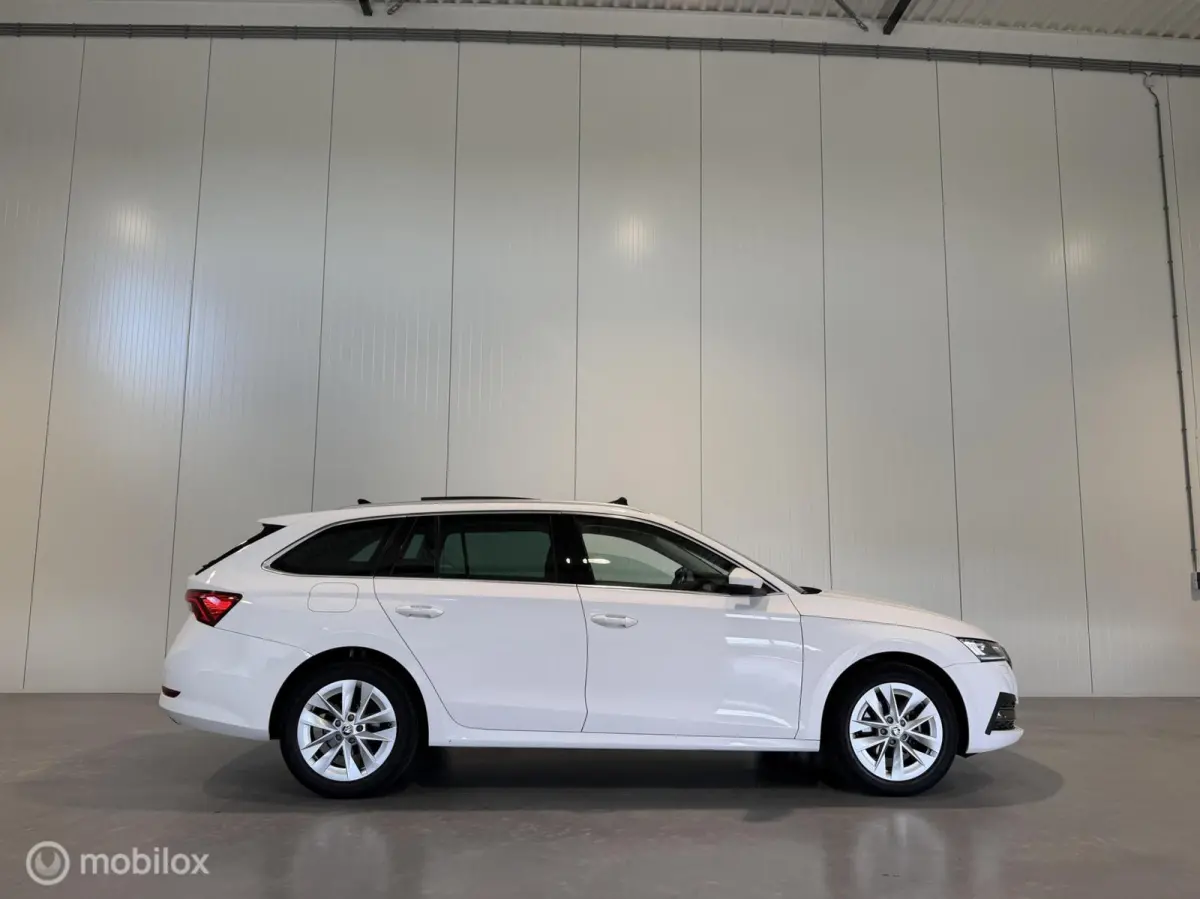 1.0 TSI Style, Navi|El. Panodak|Keyless|Carplay|Pdc|1e Eig.