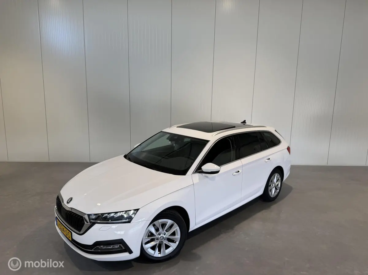 1.0 TSI Style, Navi|El. Panodak|Keyless|Carplay|Pdc|1e Eig.