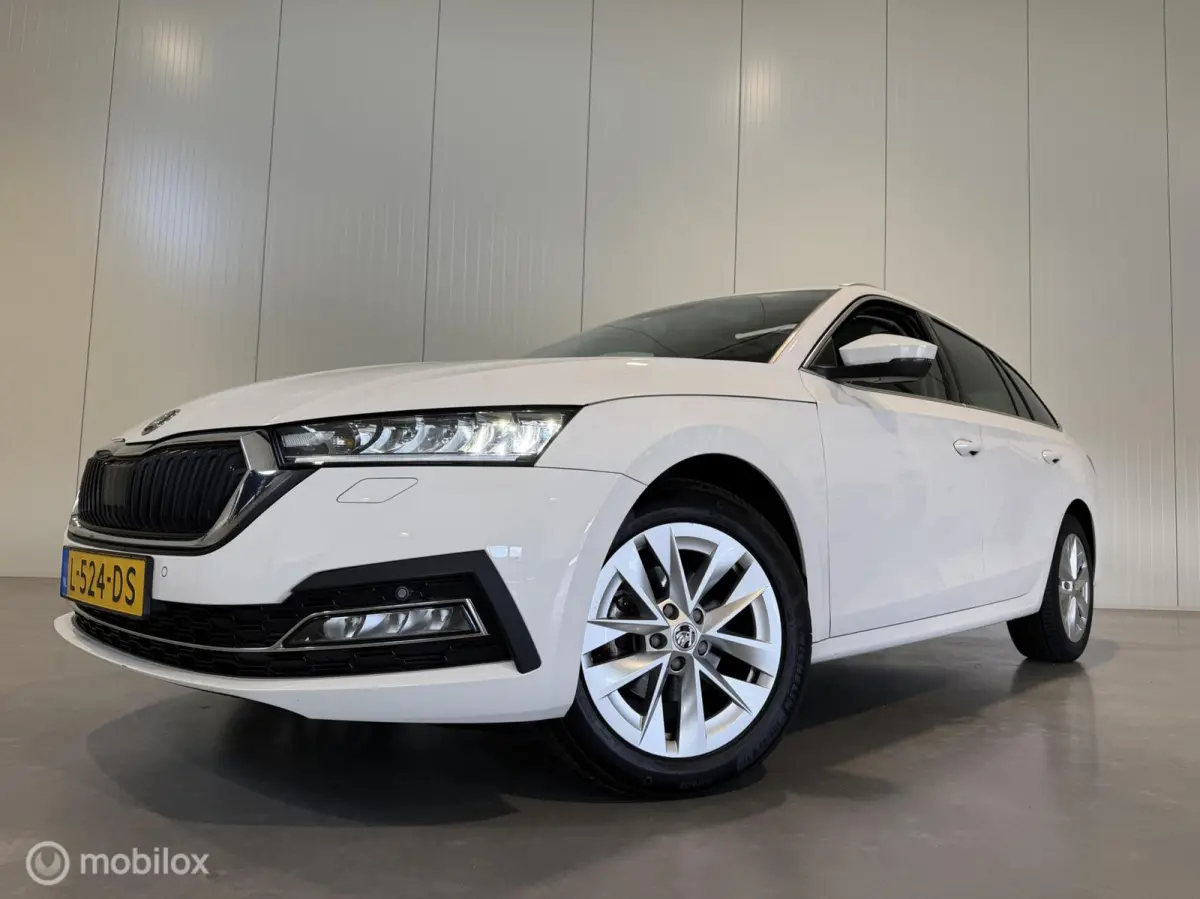 1.0 TSI Style, Navi|El. Panodak|Keyless|Carplay|Pdc|1e Eig.