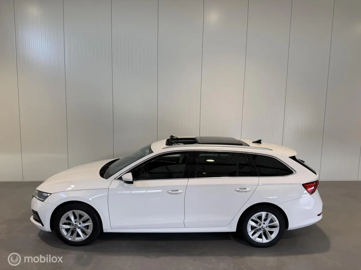 1.0 TSI Style, Navi|El. Panodak|Keyless|Carplay|Pdc|1e Eig.