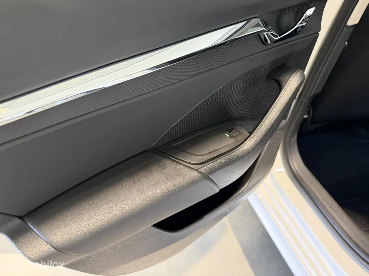 1.0 TSI Style, Navi|El. Panodak|Keyless|Carplay|Pdc|1e Eig.