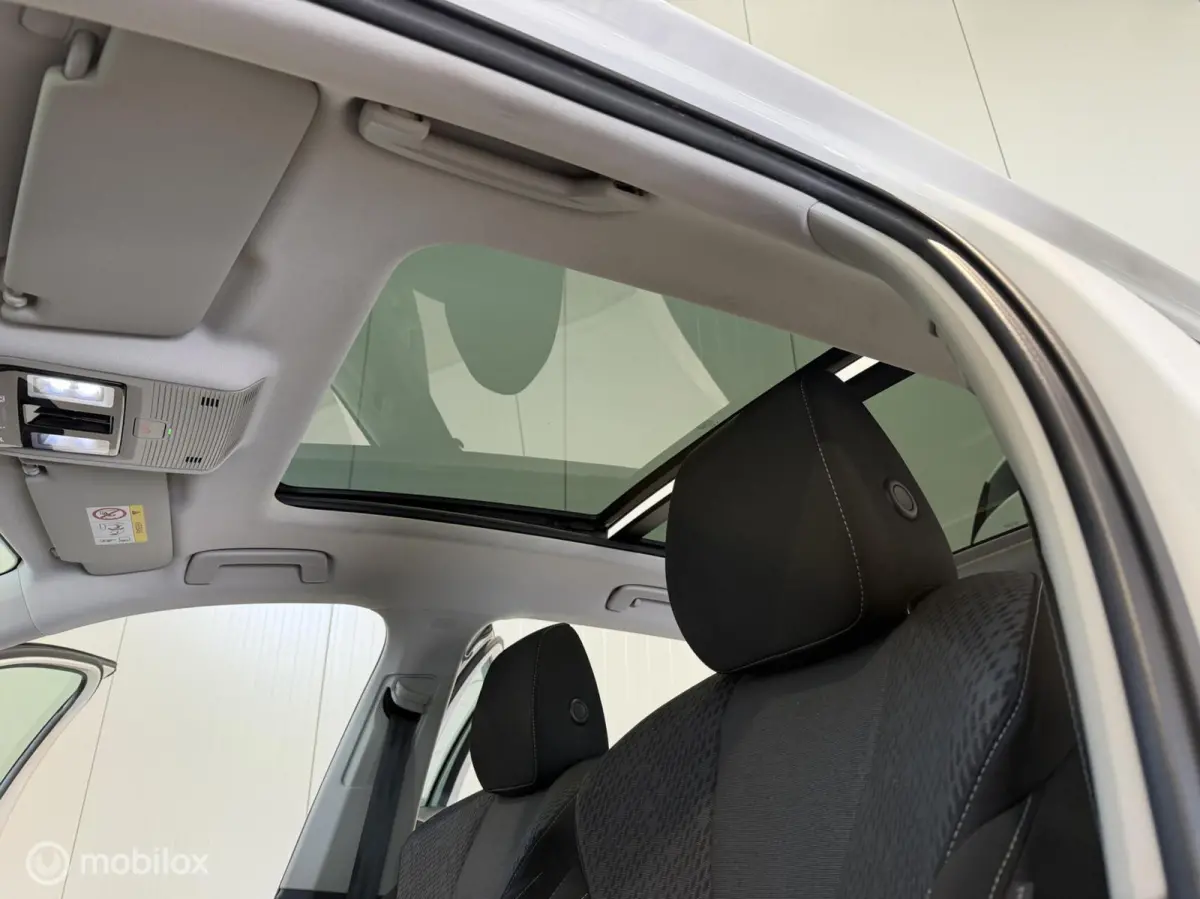 1.0 TSI Style, Navi|El. Panodak|Keyless|Carplay|Pdc|1e Eig.