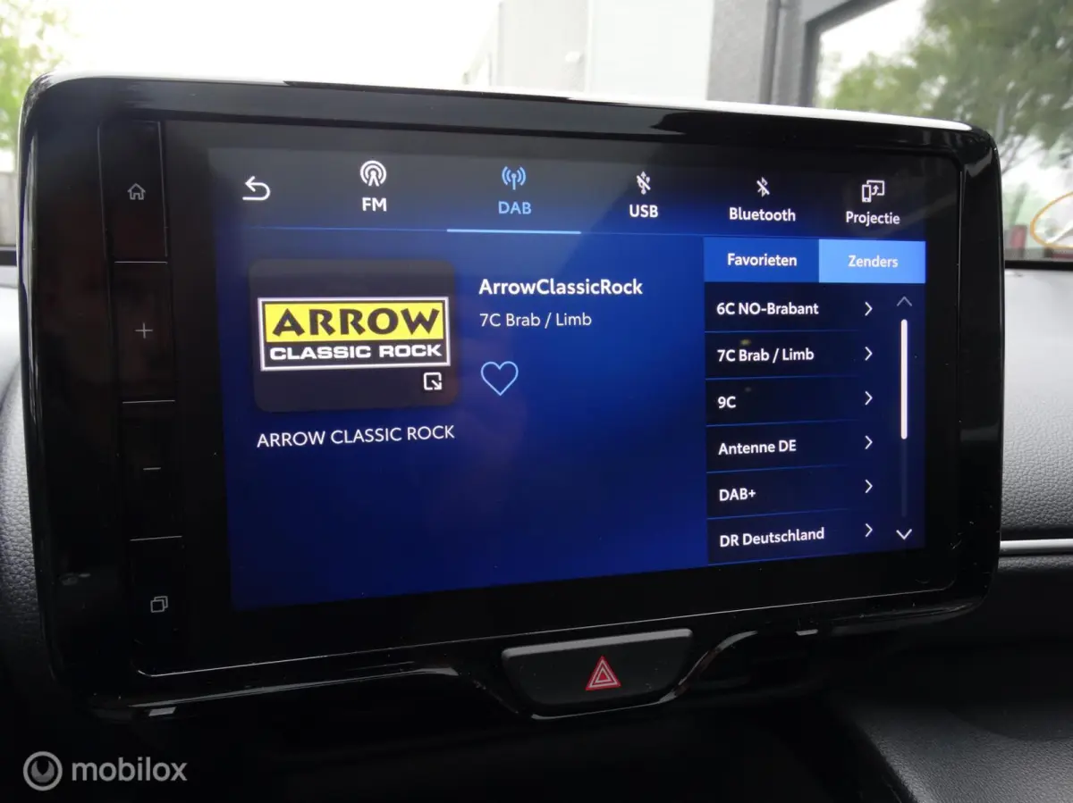 1.5 Hybrid Executive
