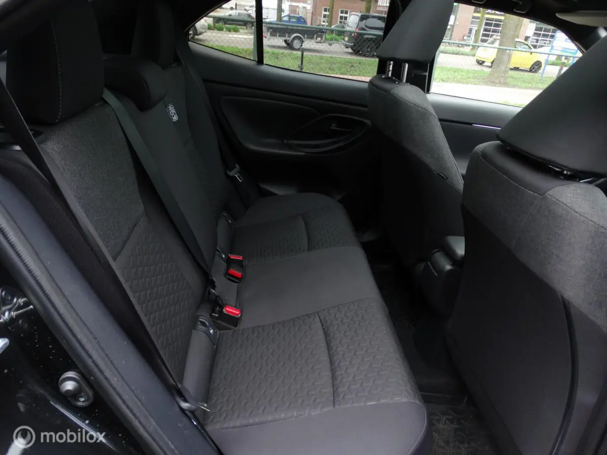 1.5 Hybrid Executive
