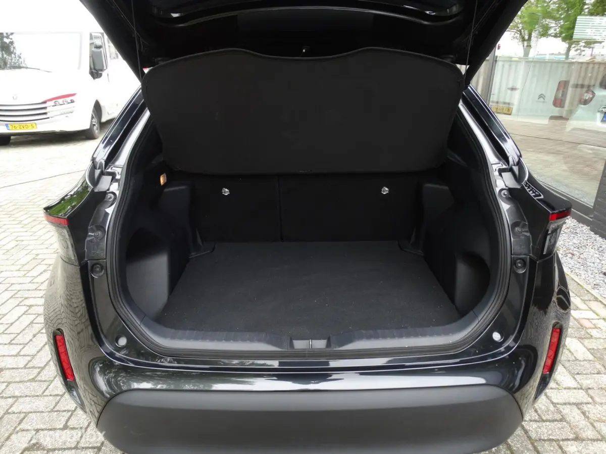 1.5 Hybrid Executive