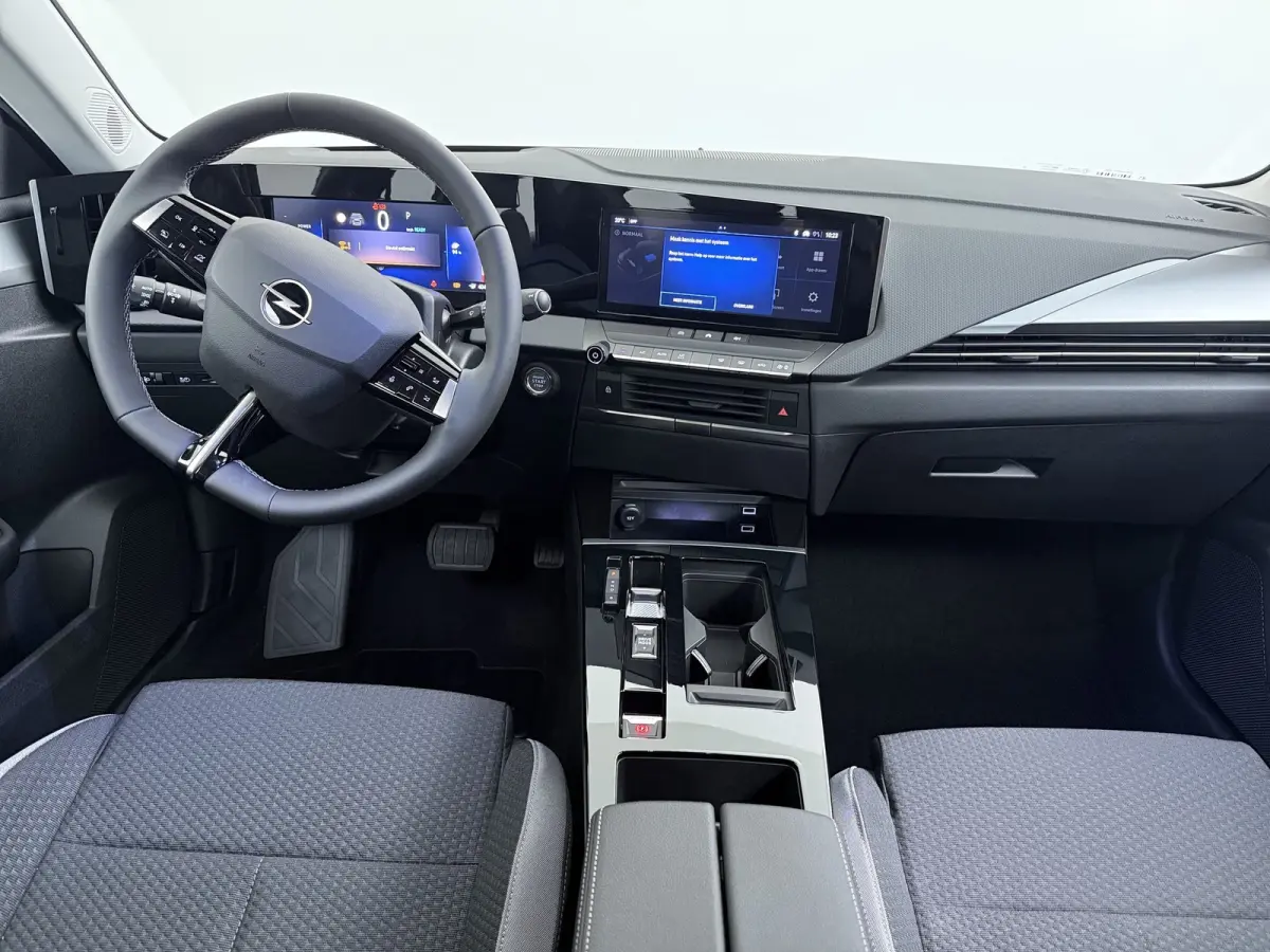 54 kWh Edition | Achteruitrijcamera | Airco (automatisch) | Apple Carplay/Android Auto|telefoonintegratie premium
