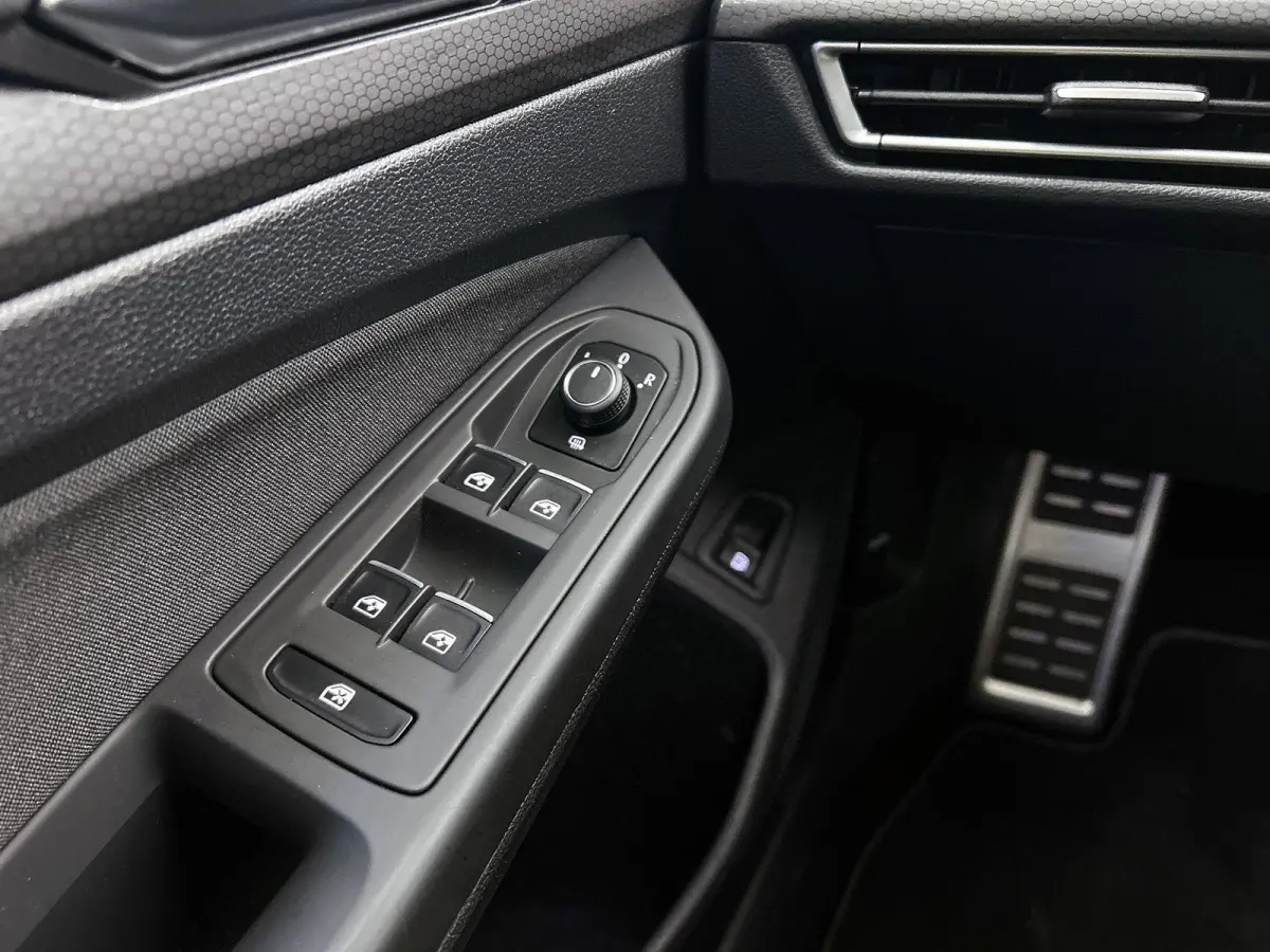 1.4 eHybrid GTE | 245 PK | Automaat | Apple Carplay / Android Auto | Stoelverwarming | Stuurverwarming | Adaptieve Cruise Control |