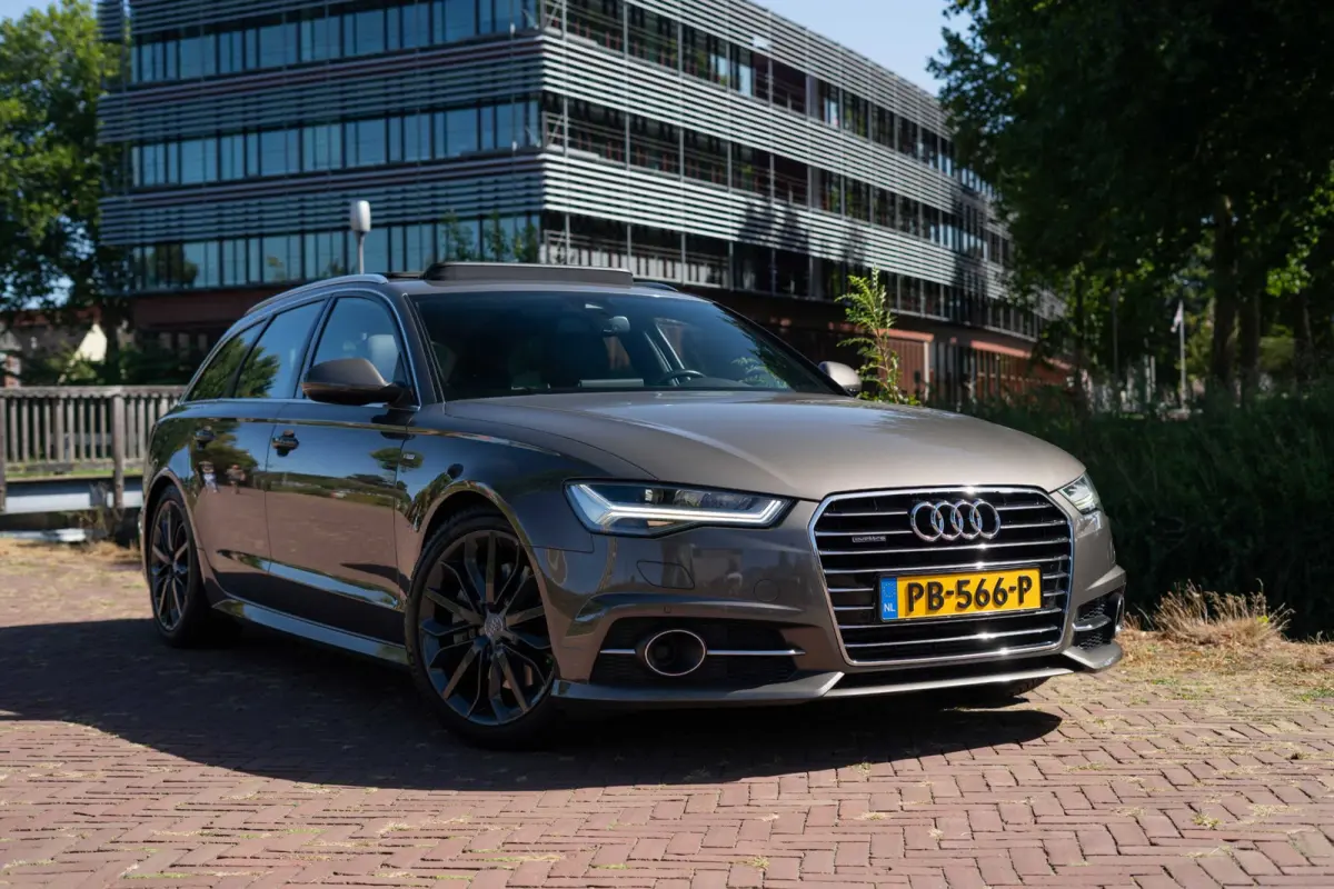 3.0 TDI quattro Premium Edition | 100.000KM | Automaat | Vol opties | Sline | Camera | Inruil mogelijk