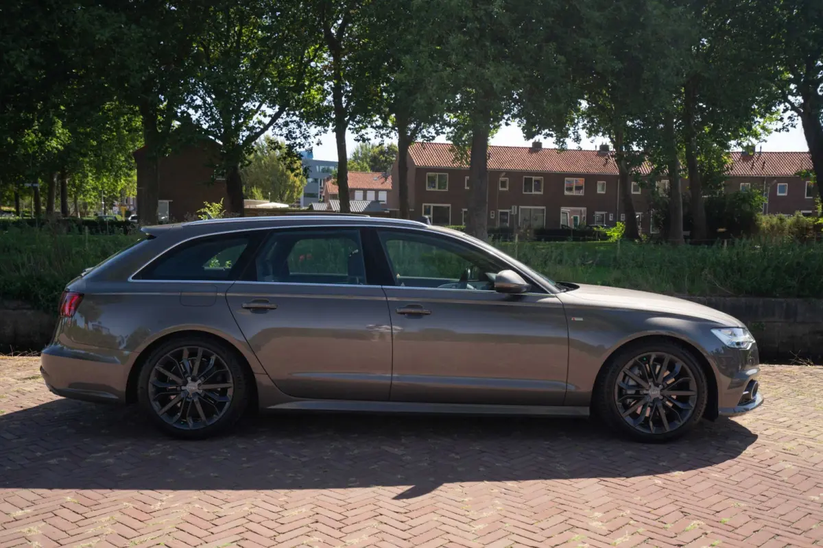 3.0 TDI quattro Premium Edition | 100.000KM | Automaat | Vol opties | Sline | Camera | Inruil mogelijk