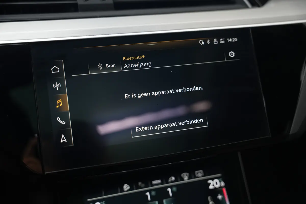 55 Quattro 408 pk Edition 95 kWh S-Line / Daytona-Grau/ Pano-Dak/ 89&SOH/ B&O 3D/ Matrix-LED/ Head-Up/ Lucht-Vering/ Stoelverw. V&A/ Stuurverw./