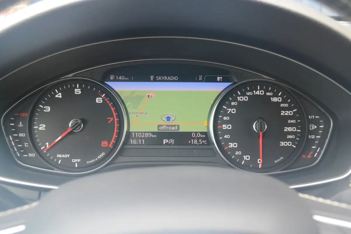 1.4 TFSI S-Tronic Sport Lease Edition | Stoelverwarming | Groot Scherm | Parkeersensoren | Getint glas | Navi