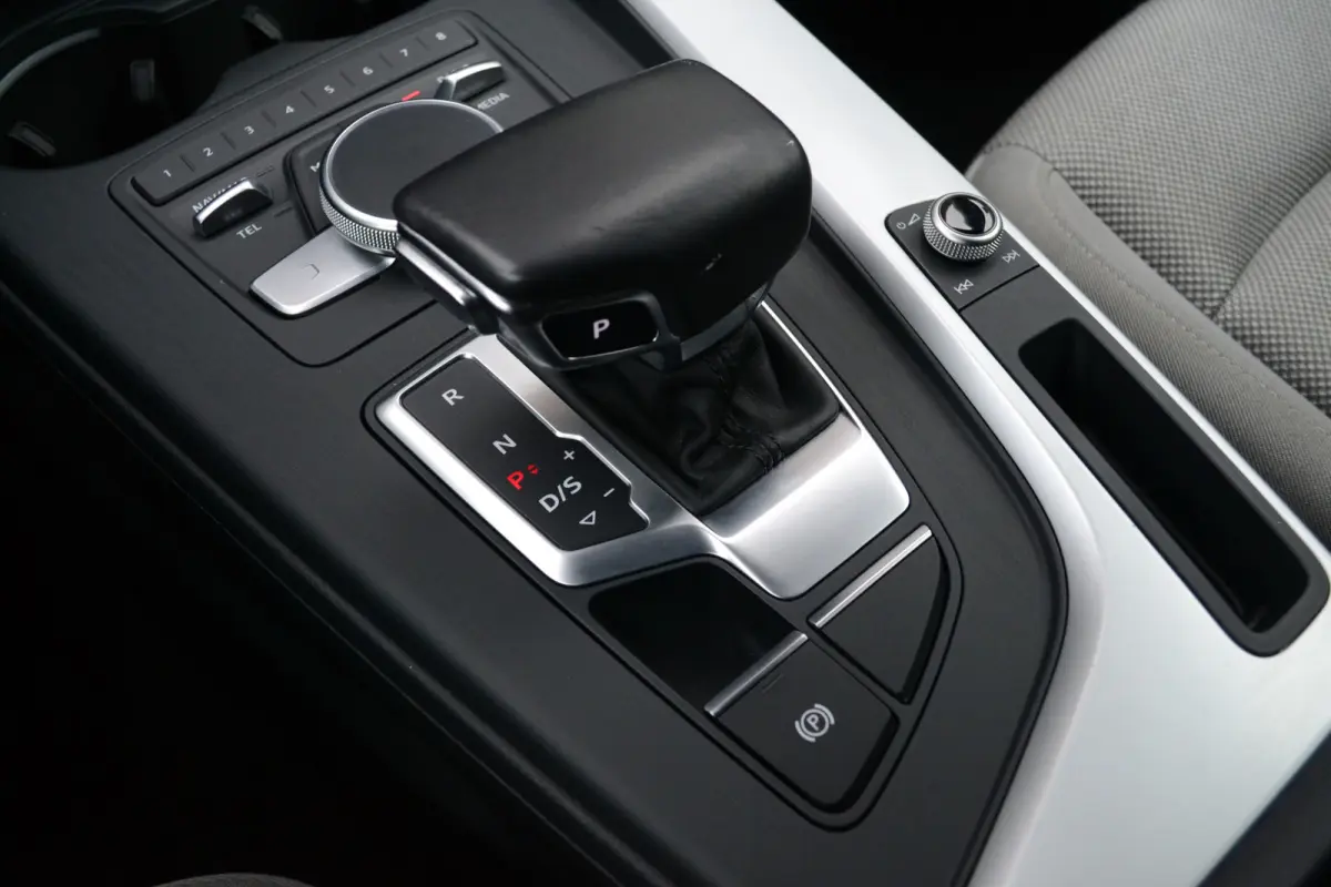 1.4 TFSI S-Tronic Sport Lease Edition | Stoelverwarming | Groot Scherm | Parkeersensoren | Getint glas | Navi