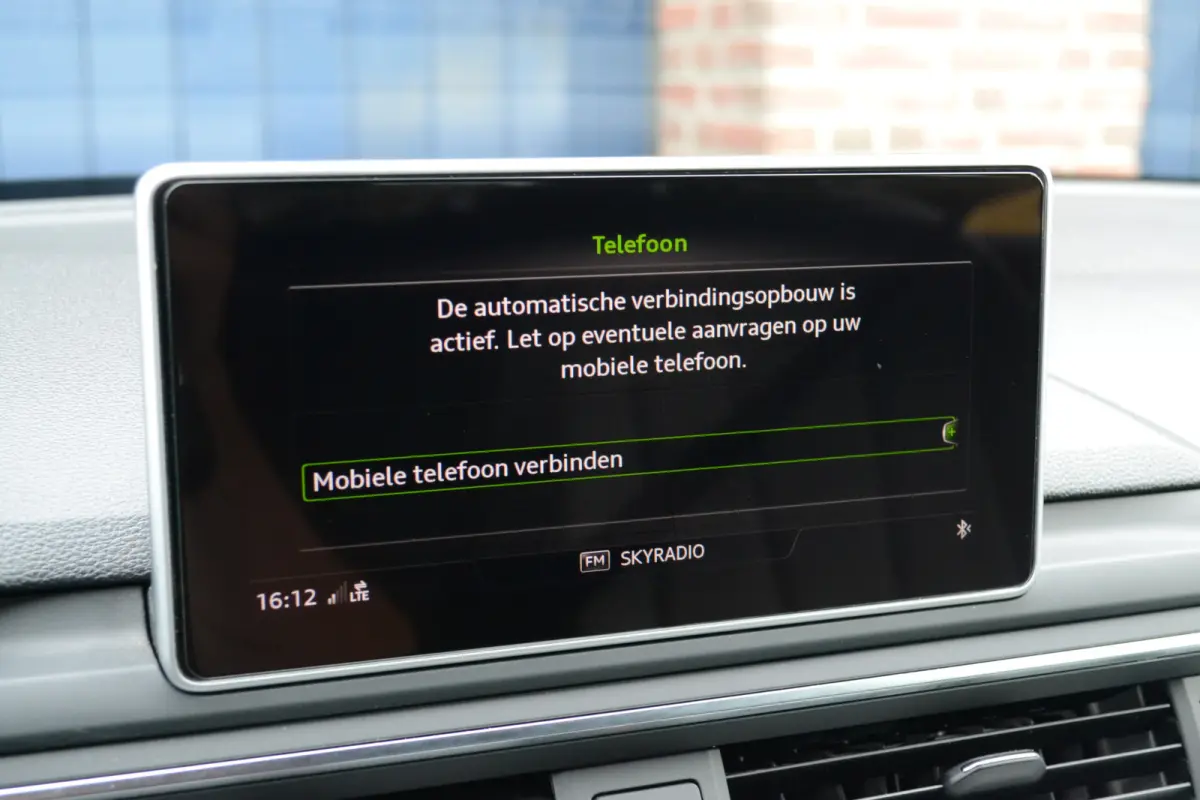 1.4 TFSI S-Tronic Sport Lease Edition | Stoelverwarming | Groot Scherm | Parkeersensoren | Getint glas | Navi