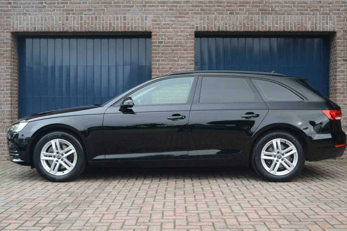 1.4 TFSI S-Tronic Sport Lease Edition | Stoelverwarming | Groot Scherm | Parkeersensoren | Getint glas | Navi