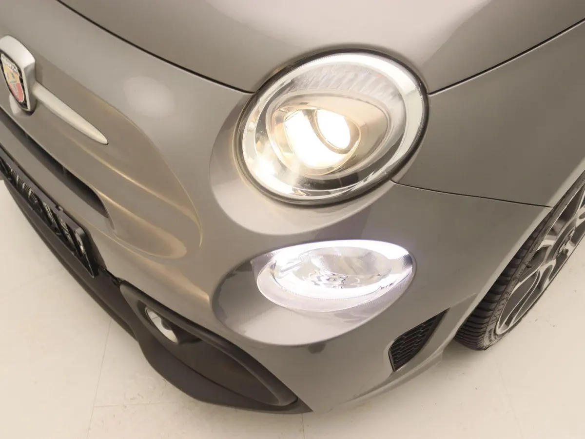 1.4 T-Jet Abarth Turismo | NAVI | Lederen Sportstoelen | 17'' Velgen |