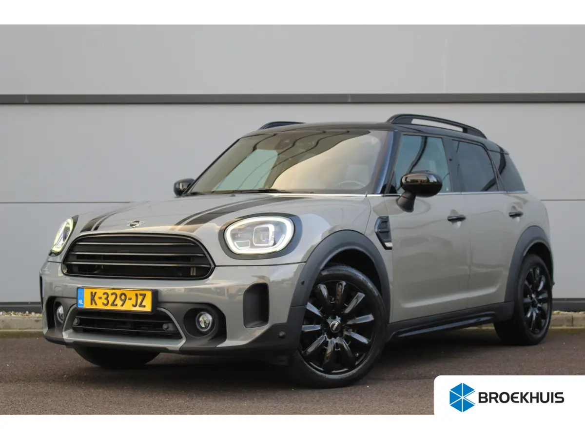 1.5 Cooper Chili | Cognac Leder! | Sportst. | Camera | KeyLess | HK-Audio | LED | Navi | Climate & Cruise C. | St.Verwarming | PDC V&A | 17"LMV | | Leder | Sportst. | Camera | KeyLess | HK-A