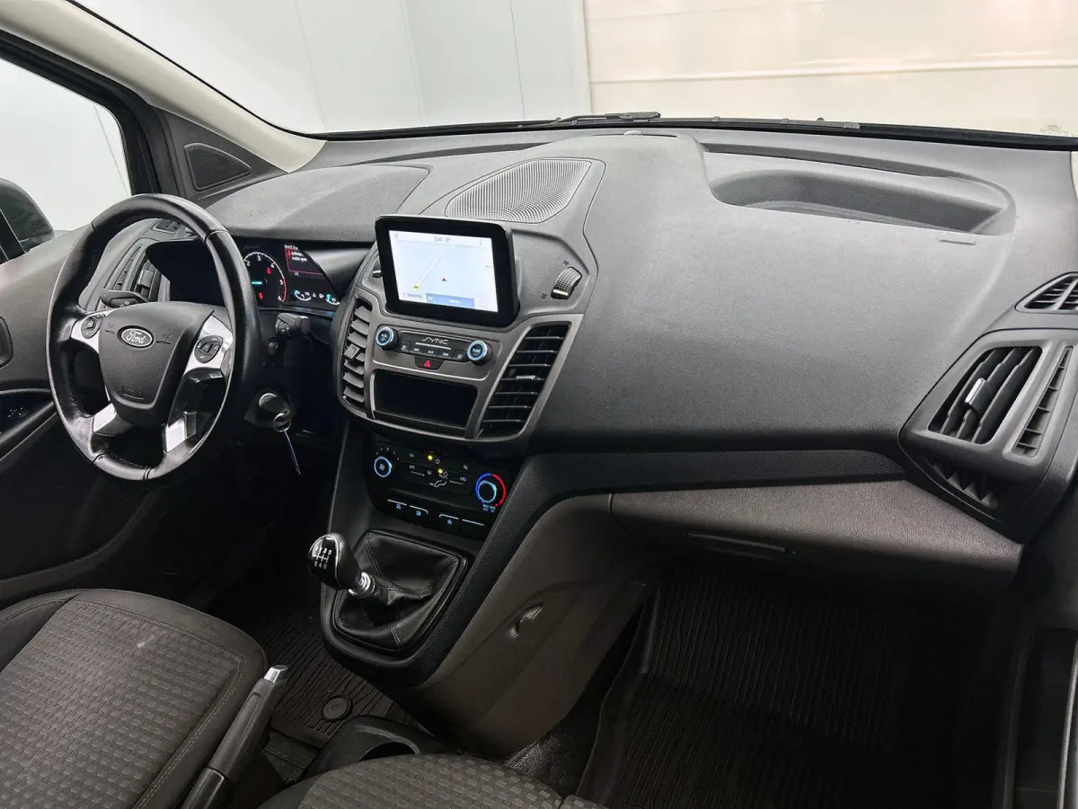1.5 EcoBlue L2 Trend Navigatie Airco Camera Bluetooth Carplay 3Zits Trekaak Parkeersensoren