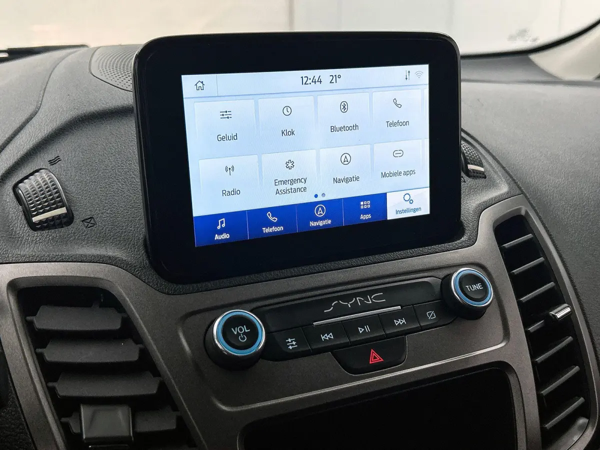 1.5 EcoBlue L2 Trend Navigatie Airco Camera Bluetooth Carplay 3Zits Trekaak Parkeersensoren