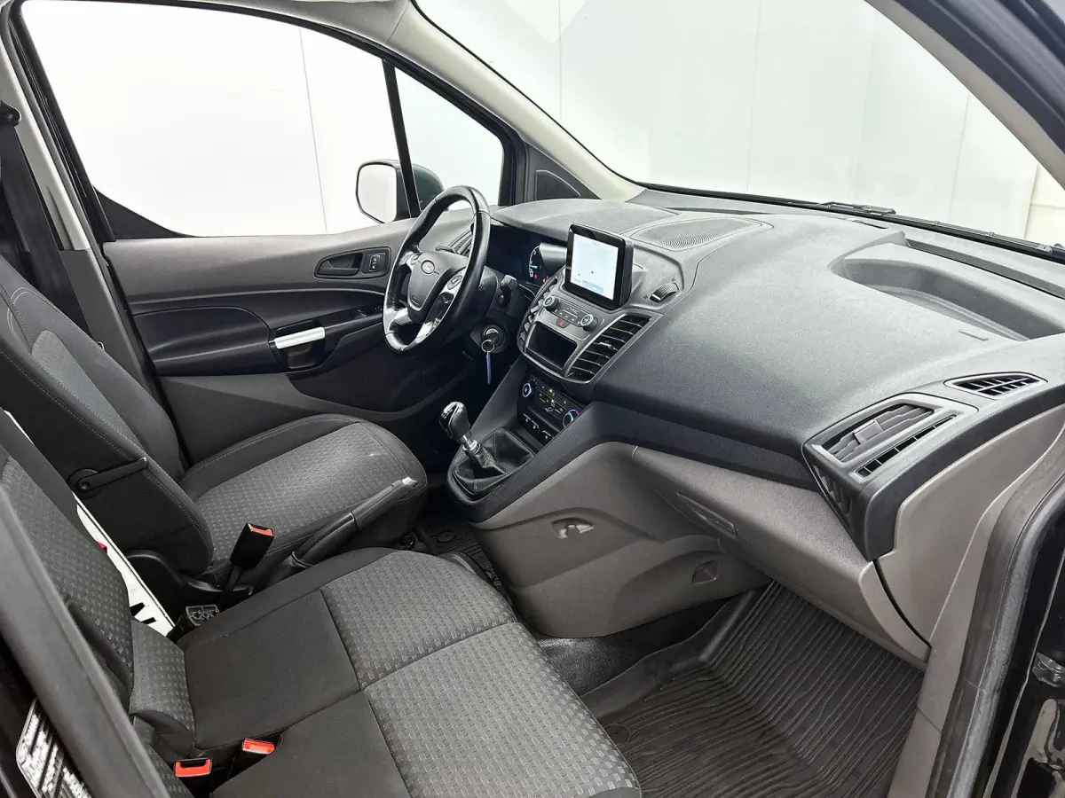 1.5 EcoBlue L2 Trend Navigatie Airco Camera Bluetooth Carplay 3Zits Trekaak Parkeersensoren