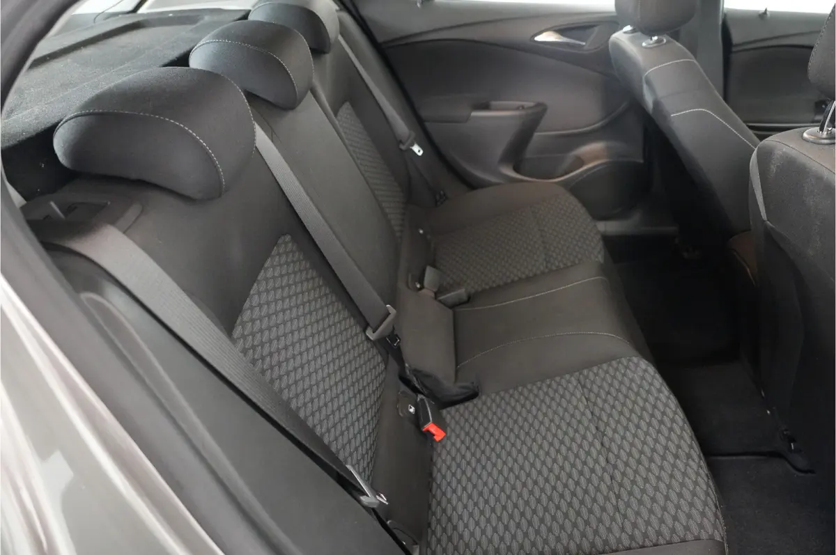 1.0 Edition | Airco | Cruise | Apple/Android |
